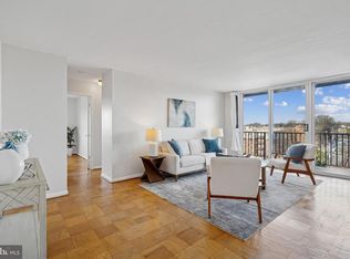 4343 Cherry Hill Rd APT 705, Arlington, VA 22207