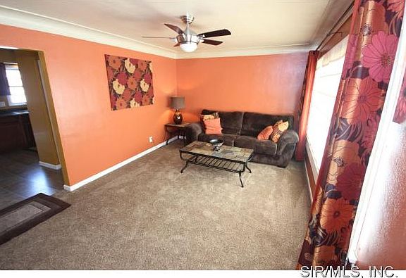 2nd image of 2800 Fortune Dr