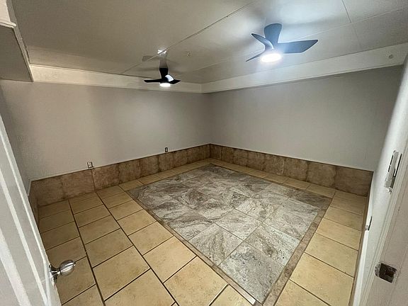 5th image of 3923 Fraser Cir #2
