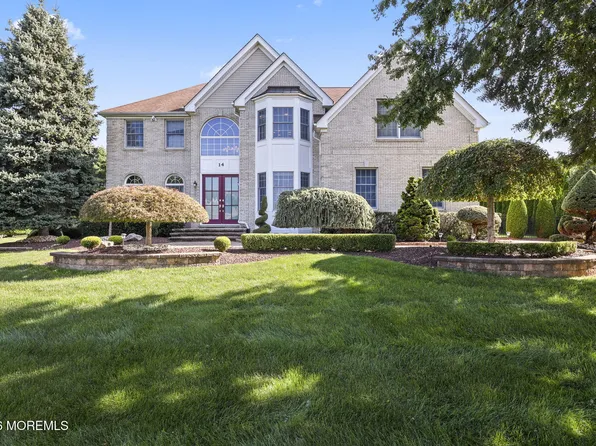 14 Green Springs Way, Freehold, NJ 07728