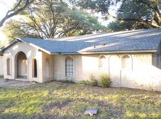 931 Birchwood Dr, Lancaster, TX 75146