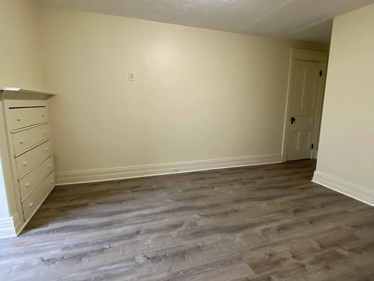 1 bed, $900 — Photo 3