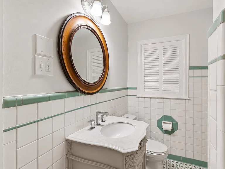 37 N Century St — Photo 20