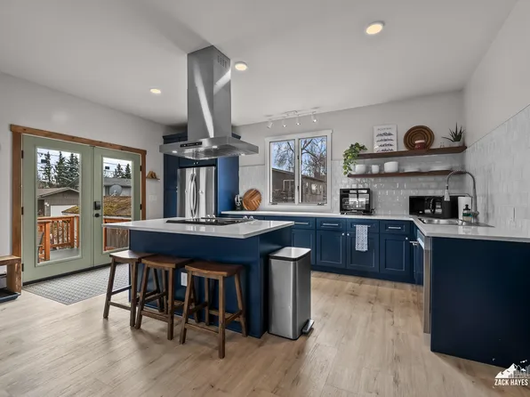 2101 Solstice Cir, Anchorage, AK 99503