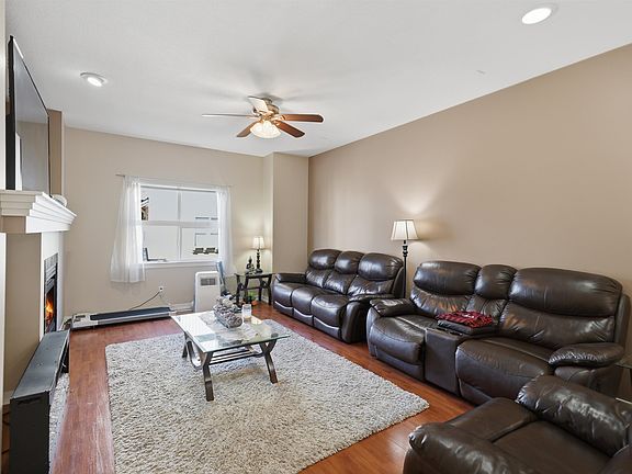3rd image of 12677 63rd Ave #50