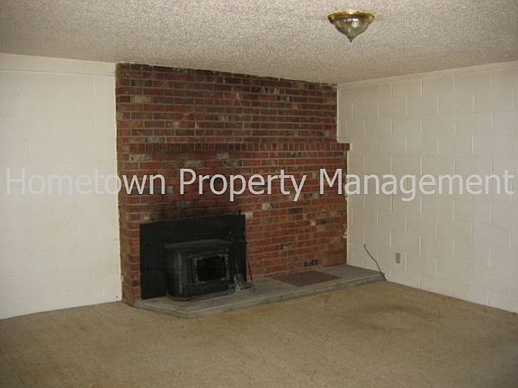 5th image of 9911 62nd Ave SE APT D