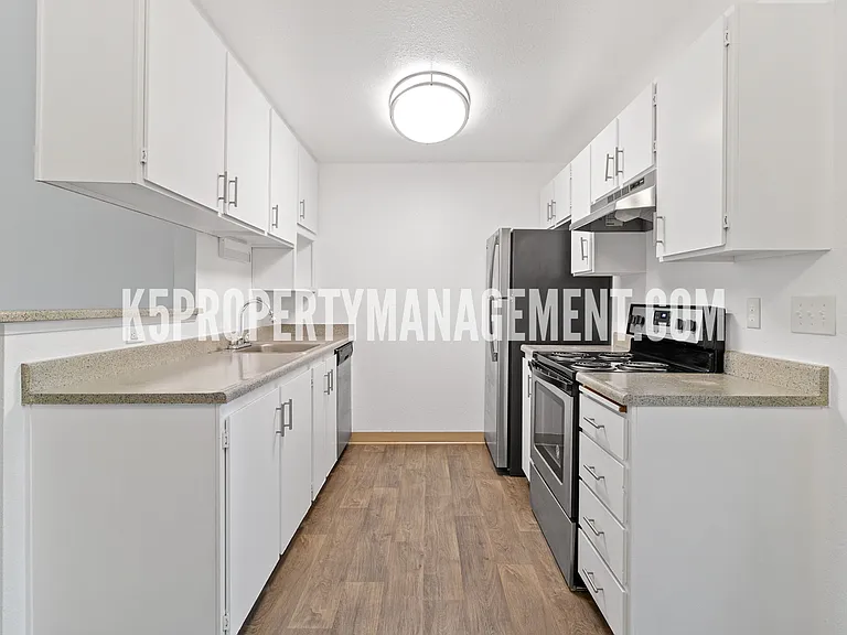 CEDAR MILL VILLAGE APARTMENTS — Photo 7