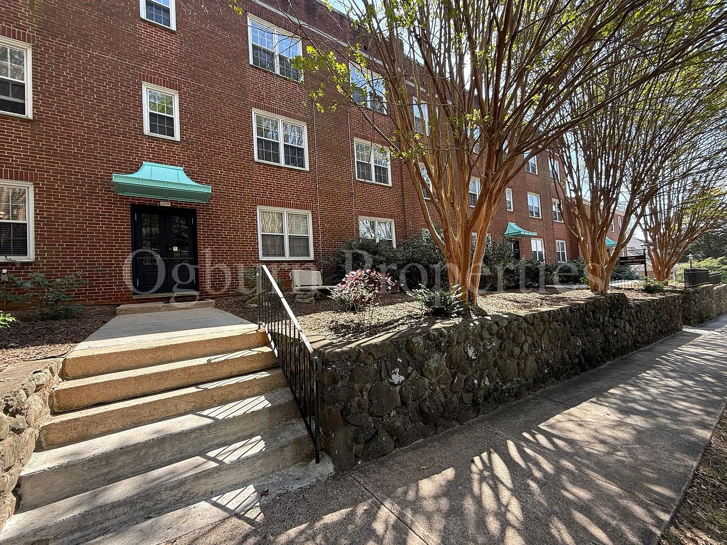 1306 Glade Street — Photo 1