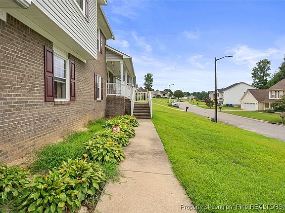 4th image of 321 Peterson Pl