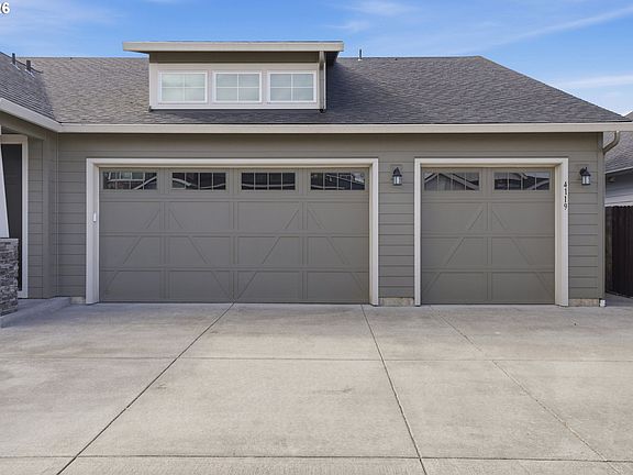 4th image of 4119 S 16th Way