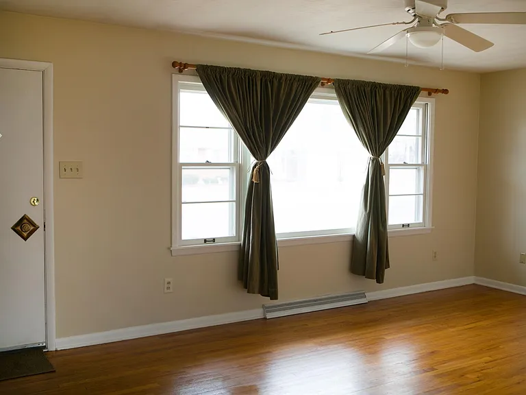 707 Sondra Ave — Photo 7
