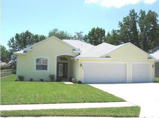 5453 Foxtail Ct, Zephyrhills, FL 33543