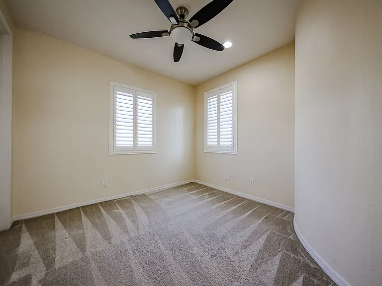 2545 E Ebony Dr — Photo 43