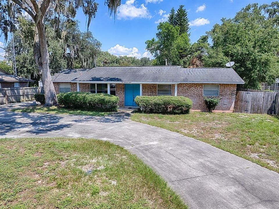 1st image of 1004 N Shore Dr