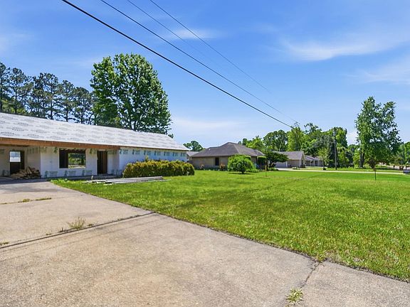 2nd image of 2278 Beaver Rd