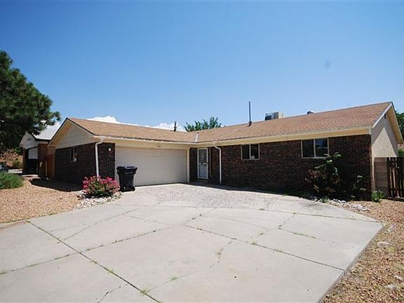 2nd image of 6304 Avenida La Costa NE