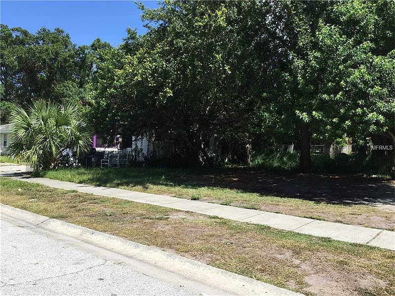 2nd image of Oakley Ave S