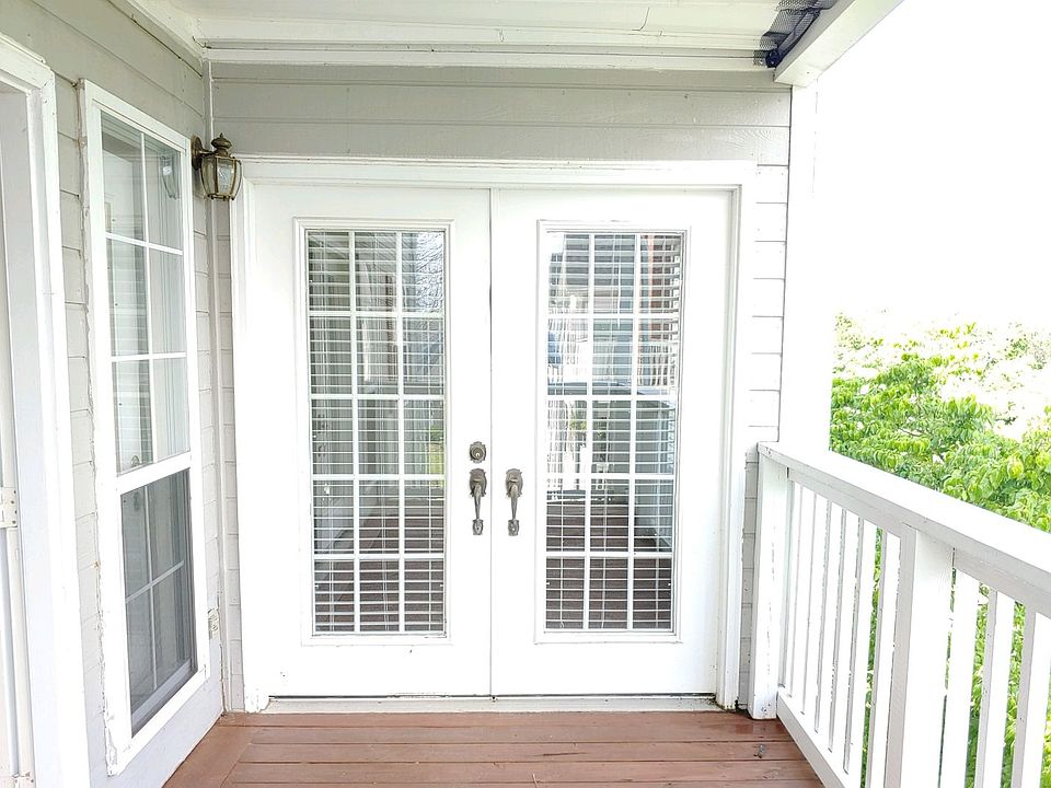 1st image of 1400G Cedar Ridge Dr