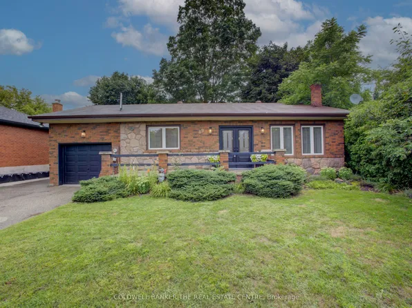 89 King St, Essa, ON L0M 1B0