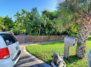 742 Camellia Dr, North Fort Myers, FL 33903