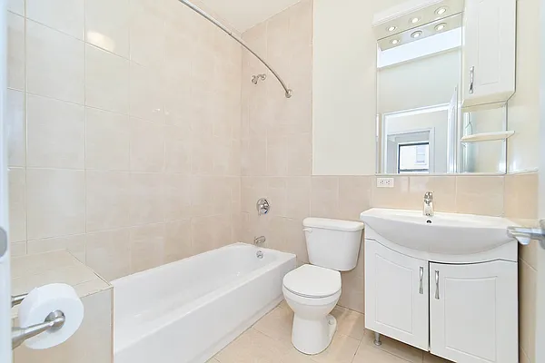 Rented by Living New York | media 8