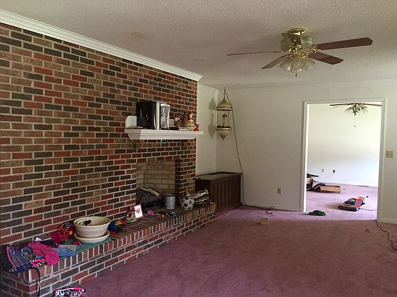 4th image of 151 Oakley Dr
