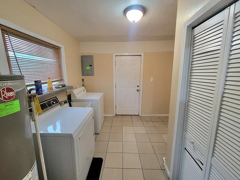 7248 Hupp Ave — Photo 11