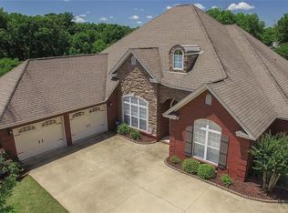 34 Saint Simons Way, Deatsville, AL 36022