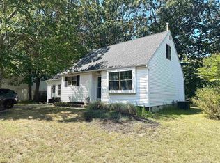 11 Saint Moritz Dr, Sicklerville, NJ