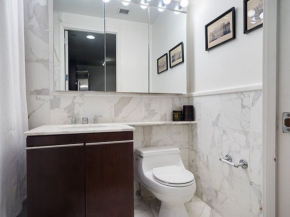 4th image of 150 Nassau St APT 4B