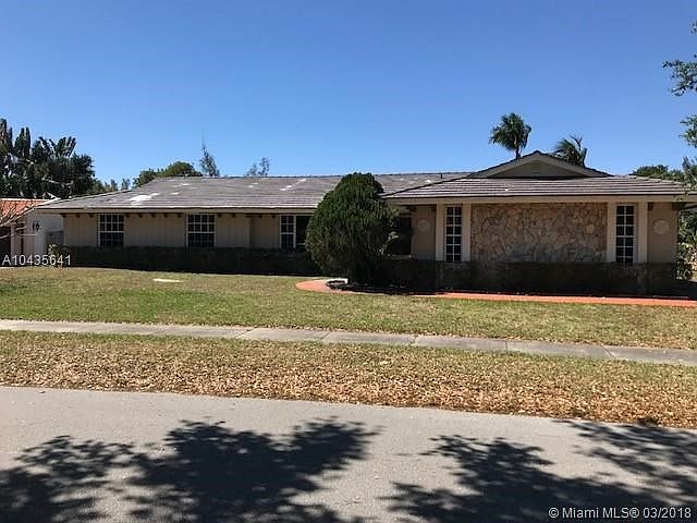 1st image of 15940 W Troon Cir