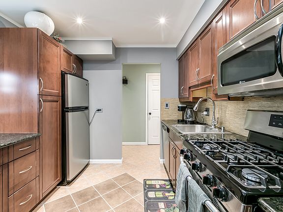 3rd image of 5100 Carriageway Dr APT 208
