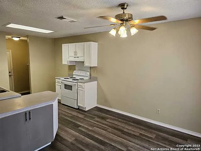 6706 Badger Pass Dr — Photo 18