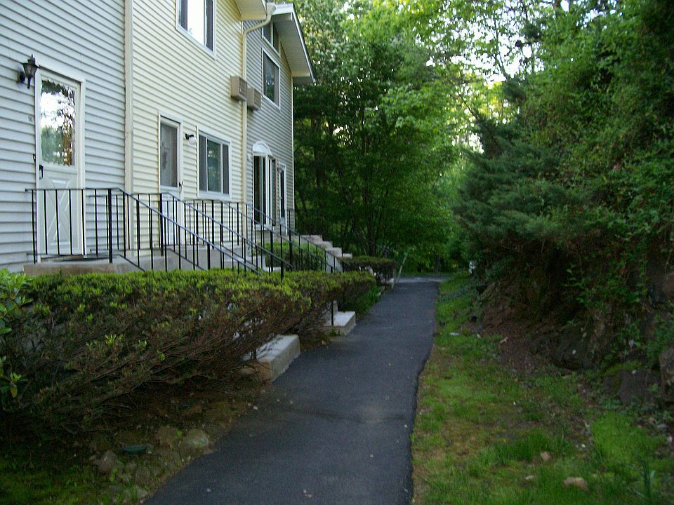 Front/kitchen side
