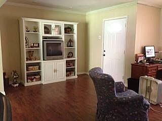 5th image of 300 Tupelo Dr
