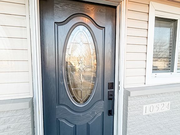 3rd image of 10524 Fabick Dr