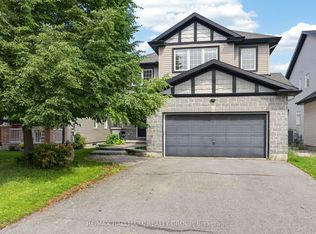 520 Mazari Cres, Ottawa, ON K2S 0A1