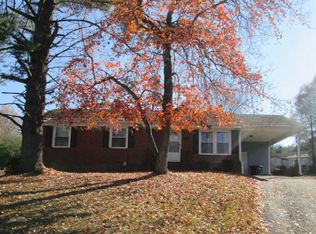 3837 Barkwood Ct, Winston Salem, NC 27105