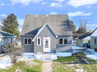 122 McKinley Ave, Clintonville, WI 54929