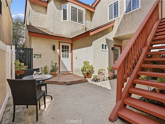 3rd image of 121 Alabama St