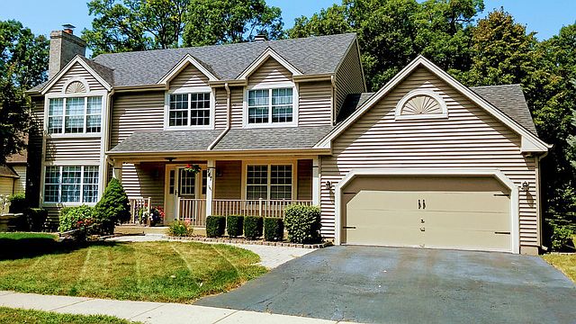 1st image of 747 Red Oak Dr