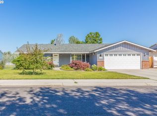 728 SW Mount Adams Ave, Boardman, OR 97818