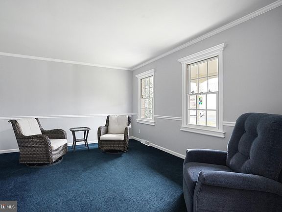 5th image of 1 Myrtle Ct