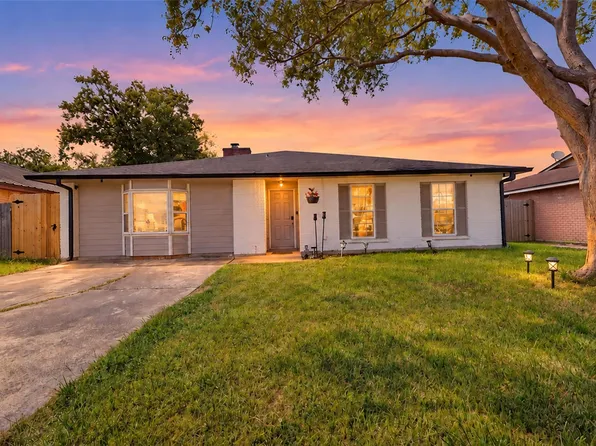 827 Dondell St, Channelview, TX 77530