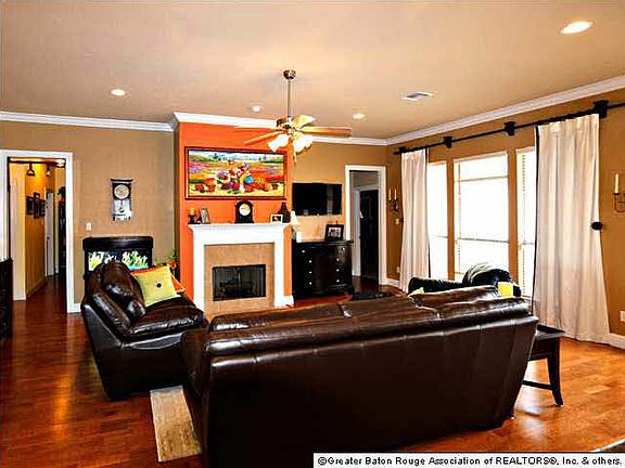 4th image of 6169 Waterford Ln