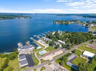 10025 N Turkey Creek Rd UNIT 4, Syracuse, IN 46567