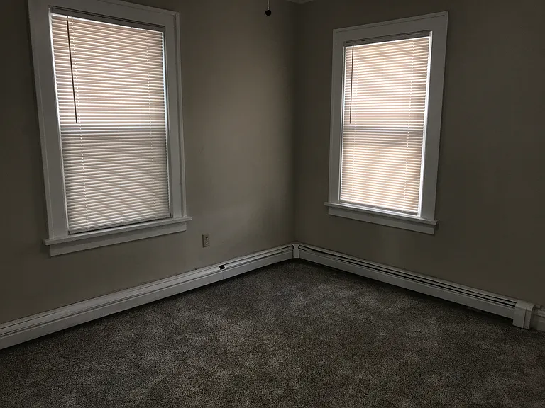 17 Liberty St #1 — Photo 9