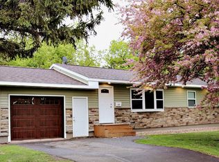 212 S Montana St, Warren, MN 56762