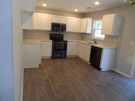 4th image of 1372 Palm Cove Dr