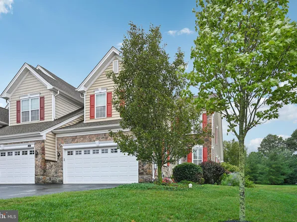 26 Iron Hill Way, Collegeville, PA 19426